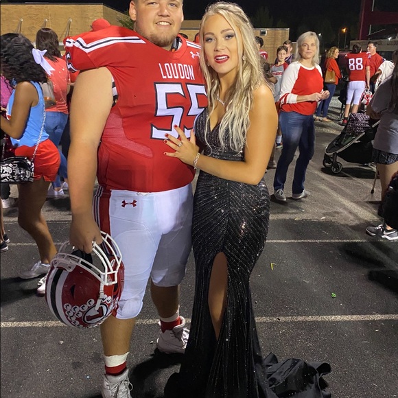 2 Sheri Hill dresses 500.00 a peice an the short one is 50.00 all size 4/6 - Picture 3 of 9